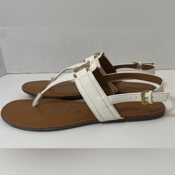 Tommy Hilfiger Pre-Owned Women’s White Thong
Sandals Size 10 - Picture 7 of 7